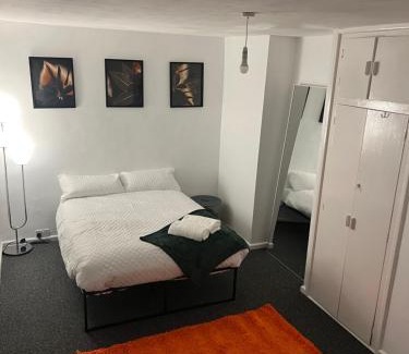 Kidbrooke with Hornfair House | a two bedroom cosy hideaway based in greenwich