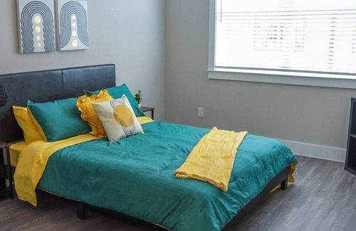 Spring Branch West Apartment | A unique space offering the Houston experience with modern, comfortable, and upscale living.