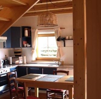 Lepa Njiva Apartment | A View to a Hill