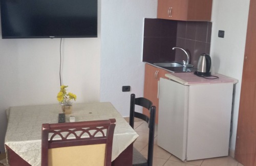 Durres Bed & Breakfast | A.VILA