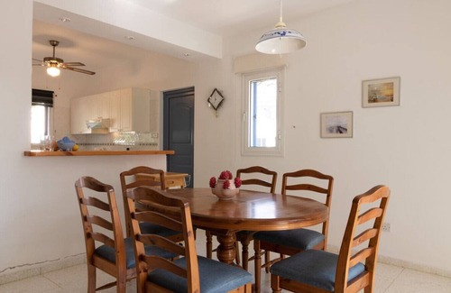 Paphos House | A villa in Paphos, close to the centre, harbour and Kings Avenue Mall!