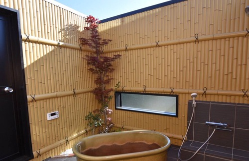 Shirahama House | A villa with a luxurious openair bath hot spring - Shell Ginger Building No 67 / Nishimuro-gun Wakayama