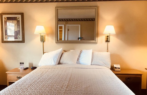 Cody Hotel | A Western Rose