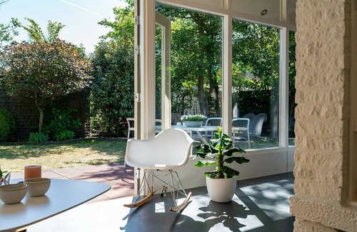 Ouddorp House | A wonderful holiday accommodation in Park De Toekomst, just 10 minutes by bike from the beaches of Ouddorp.