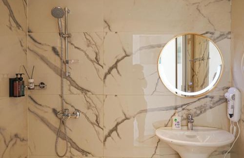 Shamal Julphar Apartment | A07 home