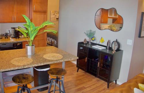Old West Side Apartment | A2 Gem Everything U of M & More!