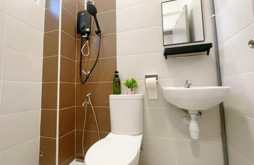 Tebrau House | A23 Hello Baby Dato Onn Tebing 15PAX Private Bathroom