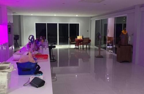 Chanthaburi Villa | AA Homestay Poolvilla