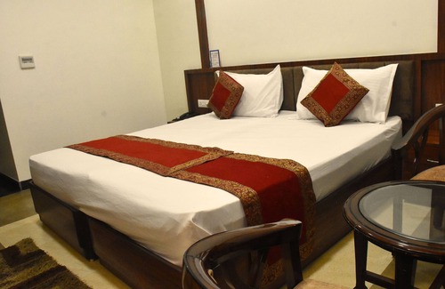 Varanasi Hotel | Aadrika Residency
