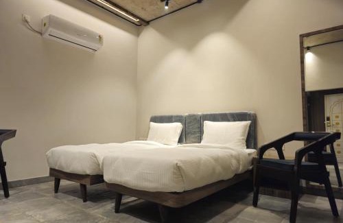 Sarnath Hotel | Aam Bagh Banaras
