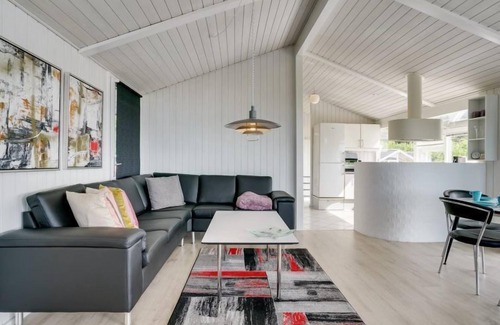 Bjert House | "Aasta" - 250m from the sea by Interhome