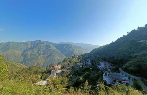 Kumharsain House | Aastik guest House