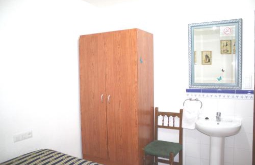 Camino de Ronda House | AB Pension Granada