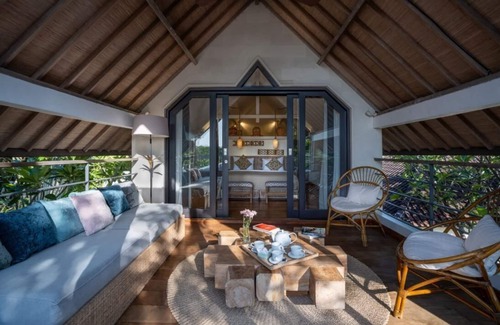 Batubelig Villa | Abaca Nyoman 5 BR - Luxury in the heart of Seminyak