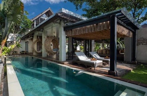 Batubelig Villa | Abaca Nyoman 5 BR - Luxury in the heart of Seminyak