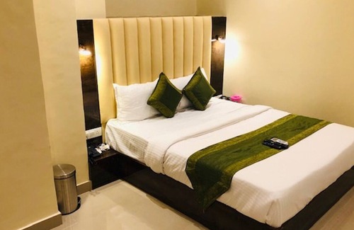Wellington Pier Hotel | Abad Inn 2