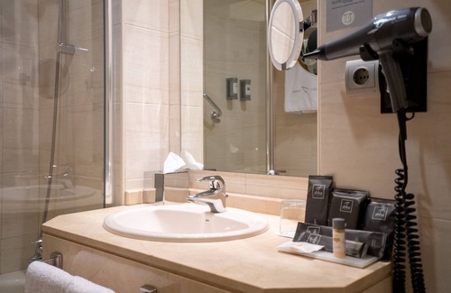 Comillas City Center Hotel | Abba Comillas Hotel