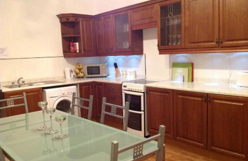 Peterhead House | Abbey Guest House