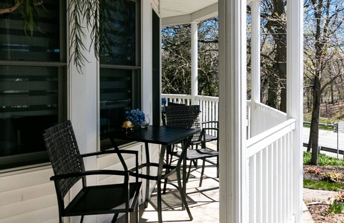 Valparaiso Apartment | Abbotsford Suite at Aberdeen