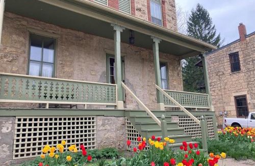 Galena Bed & Breakfast | Abe's Spring Street Guest House