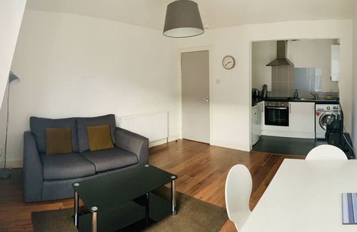 Central Aberdeen Apartment | Aberdeen Serviced Apartments: Charlotte street