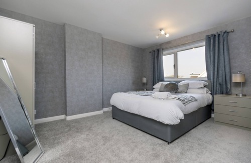 Eaglescliffe House | Aberdovey House
