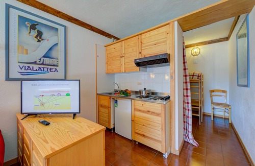 Grangesises Apartment | Abeti A2-02 few min from ski, Sestriere (Grange Sises), Italy