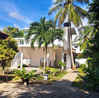 Aluthgama Hotel | Abhimani Bungalows