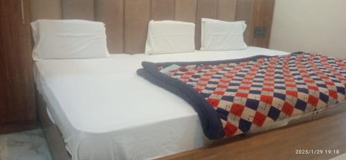 Mathura House | Abhiraj Guest House