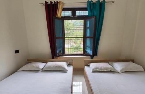 Chamoli House | Abhishek Guest House