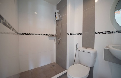 Nai Mueang Hotel | ABM Service Residence