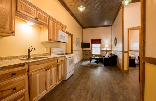 Oneonta Apartment | Abner's Pondside Retreat "A"