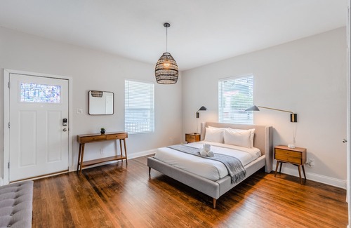 Cedars Apartment | Abode | The Cedars | Stylish 2-Bedroom