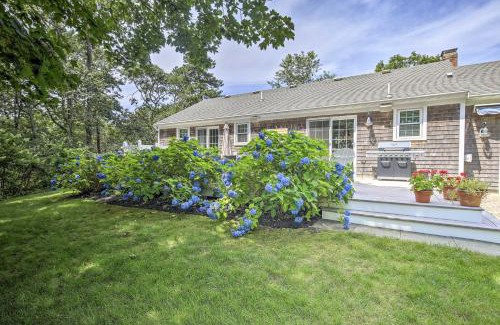 South Chatham House | about 4 Mi to Dtwn Chatham Home with Fire Pit