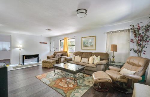 Lake Magdalene House | about 5 Mi to Beaches Spacious Tampa Bay Home!