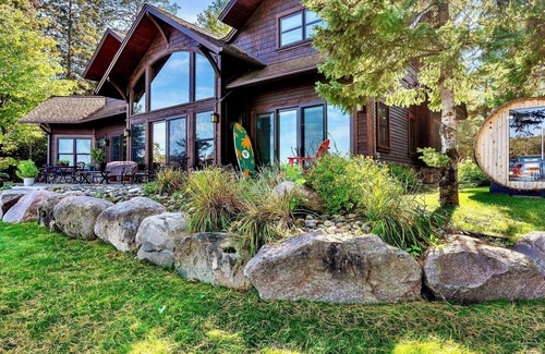 Crosslake House | Above & Beyond Homes Featured Properties - RE/MAX Results