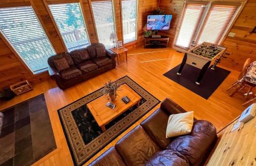 Grassy Creek House | Above It All