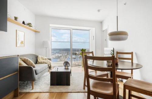 Aarhus C Apartment | Above the clouds on 42nd floor