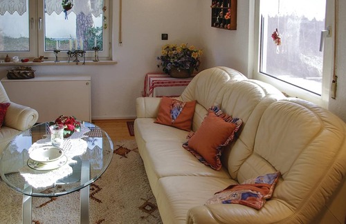 Eitorf Apartment | Above the Sieg and the picturesque town of Eitorf is this cozy vacation apartment. The apartment off