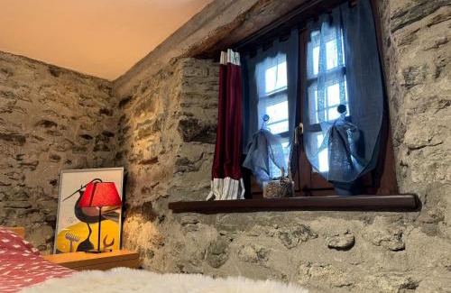 Antagnod Apartment | Abri des Cimes, dormire tra pietra e legno CIR 0124