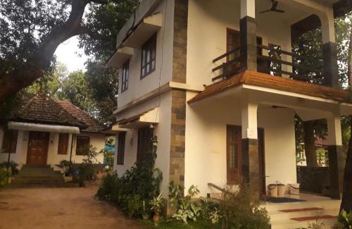 Sea View Ward House | ABRU'S Holidays International Travelers