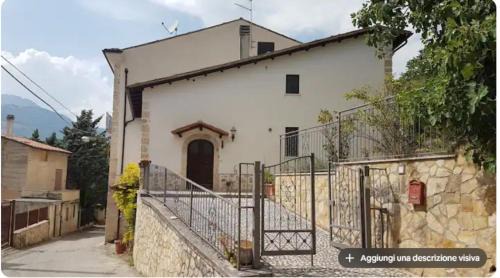 Castelvecchio Subequo Villa | Abruzzo Fabulous Villa View Sirente Velino National Park