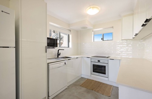 Lennox Head Apartment | Absolute Beachfront Apartment 3B