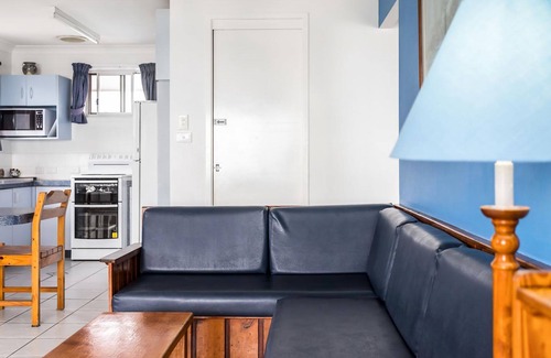North Creek Apartment | Absolute Beachfront Apartment 3T