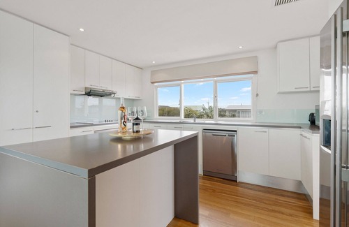Middleton House | Absolute Luxury Beachfront Middleton
