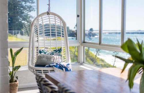 Yamba Apartment | Absolute Oceanfront Yamba - oceanstays