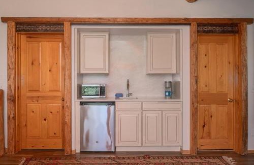 Mountain Village Ski Chalet | Absolutely amazing slopeside mountain lodge with spa