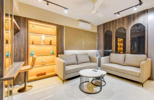 Aundh Hotel | Abssolute Homtel - Rooms & Suites