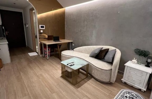 Bach Dang Riverside Apartment | Abu Home