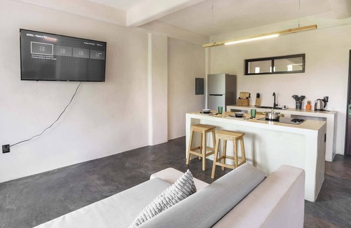 Santa Maria Apartment | AC Bed | Ocean View | Surf | 47 Steps to Beach